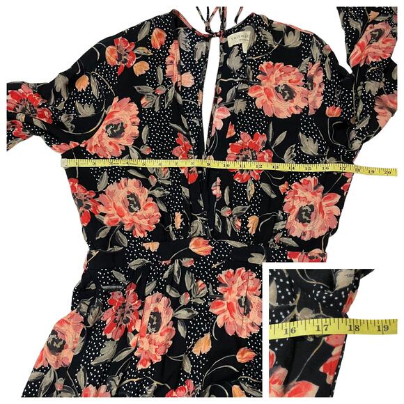 Saltwater LUXE Wide Leg Cropped Floral Jumpsuit - Black - Small - Picture 4 of 11